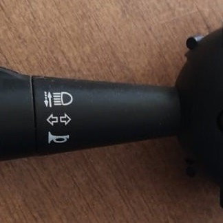 FAR SİNYAL KOLU (ÖN-ARKA SİSLİ)(KORNA DÜĞMELİ) CLIO4-LOGAN2-SANDERO2/DOKKER-LODGY 12-