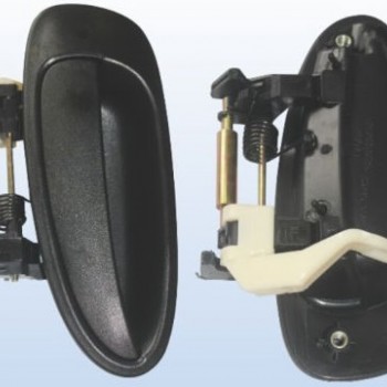 DIŞ KAPI KOLU ARKA SAĞ AVENSIS 98-01