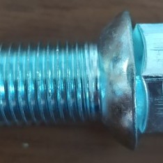 BİJON CİVATASI GOLF-BORA-PASSAT-JETTA-AUDI-SEAT (17 LİK)