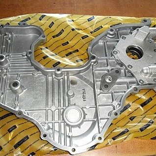 YAĞ POMPASI ACCENT 06-09 ERA/MATRIX 06-08/GETZ 06-09 1,5CRDİ TRİGER KAPAĞI DİZEL