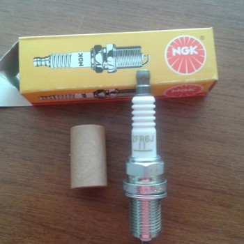 BUJİ ADET (ZFR6J-11) CIVIC 96-06/V-TEC/CRV/CITY-JAZZ ARKA/CHEVROLET KALOS 1,4/ACCORD 2,0 90-99 (5585)