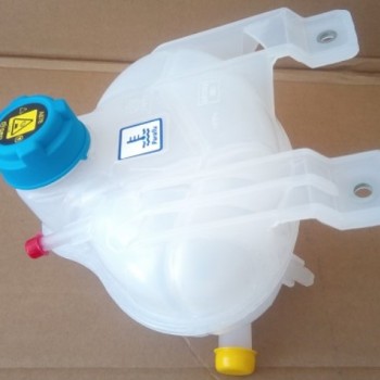 RADYATÖR EK DEPO (KAPAKLI) G.PUNTO/DOBLO3-4 1,3MJ-1,6MJ/LINEA 1,4 8V-1,6MJ/COMBO 1,3MJ