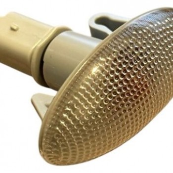 ÇAMURLUK SİNYALİ SAĞ-SOL DUYLU AMPÜLLÜ (BUZLU CAM) P301-P308-PARTNER-C2-C3-BERLİNGO