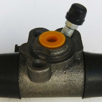 FREN MERKEZİ ARKA SAĞ COROLLA AE92-AE101-AE111 88-02